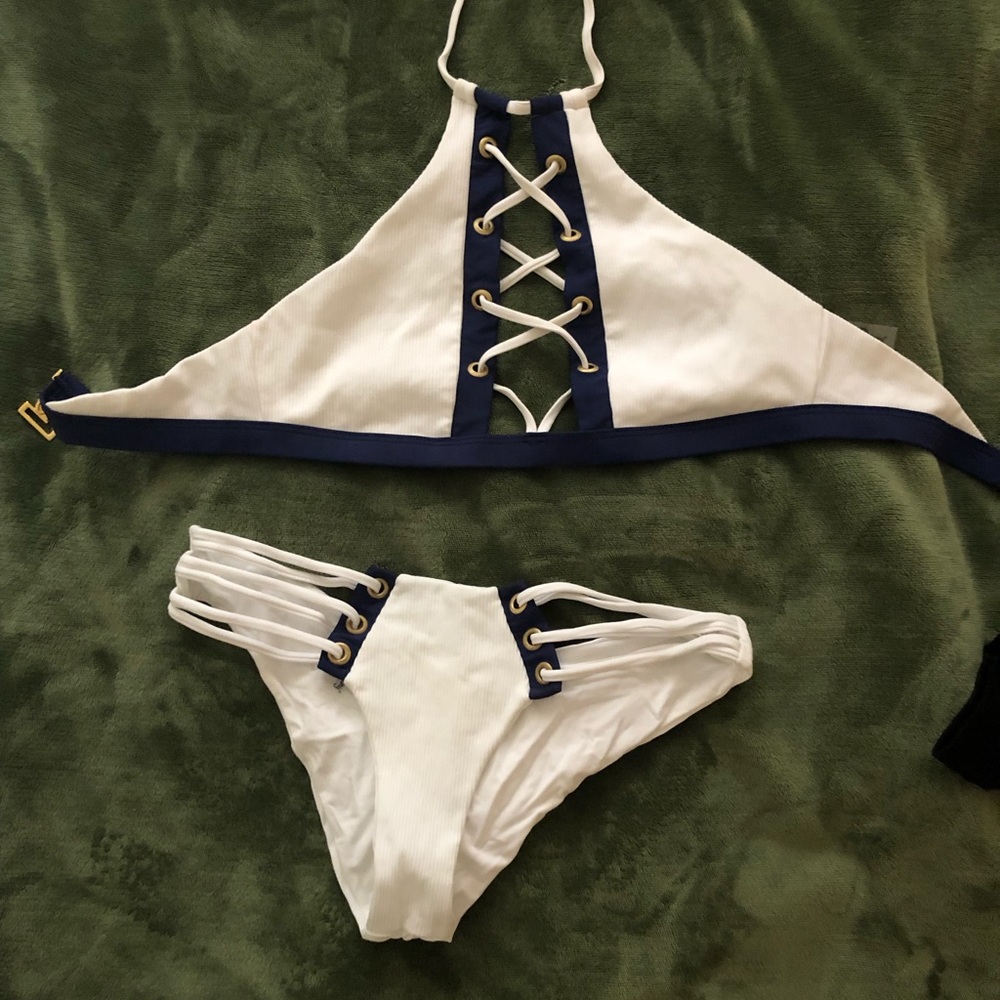 Swim suit